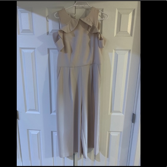 Le Chateau Jumpsuit - Picture 1 of 6